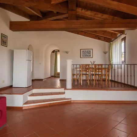 House And Apt. In 30366 ساساري