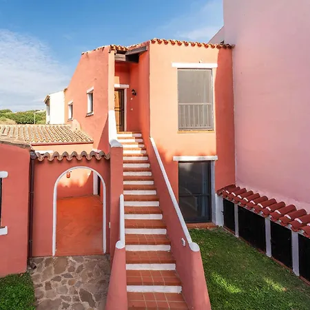 House And Apt. In 30366 Apartament Sassari