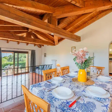 House And Apt. In 30366 Apartament Sassari