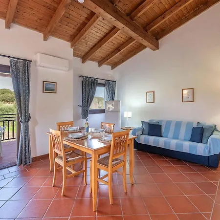 House And Apt. In 30366 *